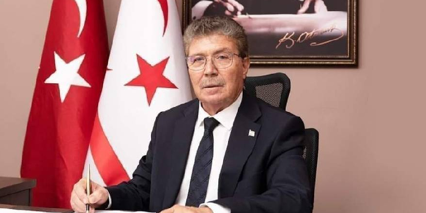 Üstel: Devletin bir kuruşu bile kurultaya harcanmadı