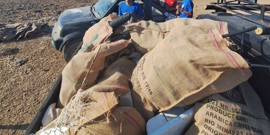 Akdeniz Sır Sahili’nde 235 kilo plastik atık toplandı