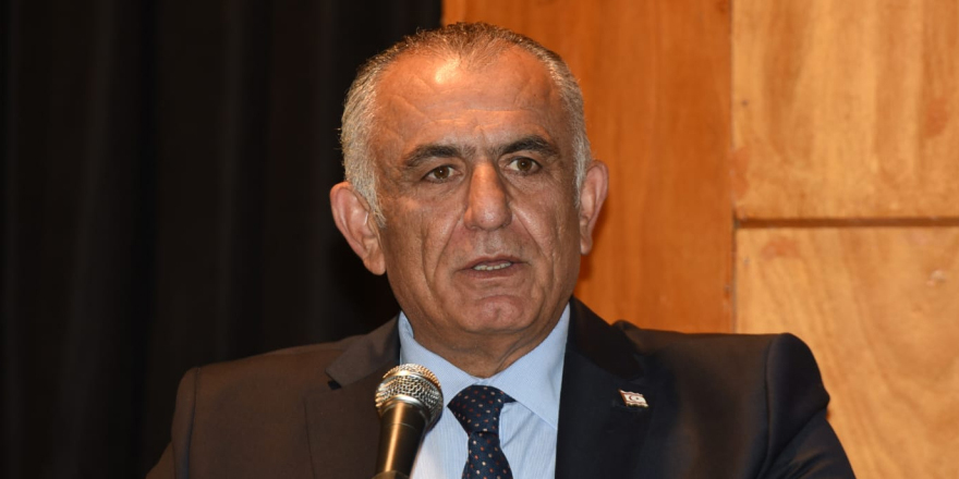 Çavuşoğlu: Her öğrenci inancı doğrultusunda kıyafet tercihinde özgür