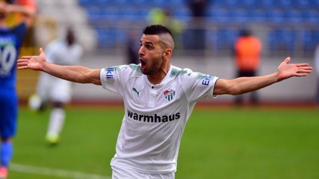 Trabzon'da gündem, Aziz Behiç