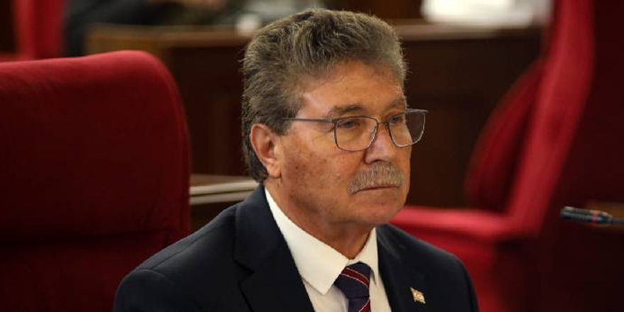 Üstel: ''Federasyon artık ortak zemin değil''