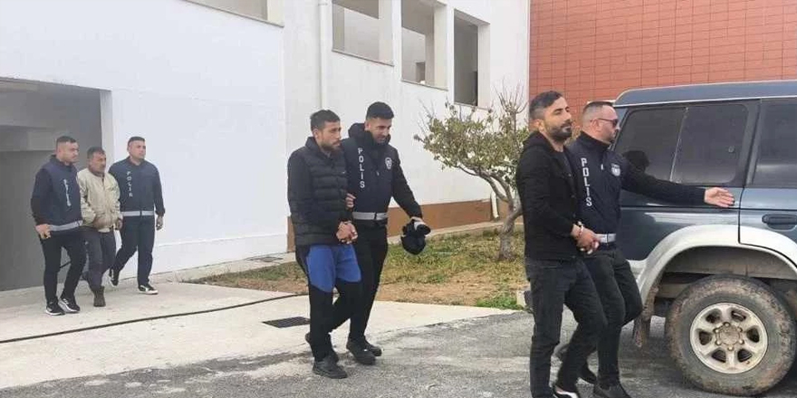 Karpaz'daki eşek katliamında bir zanlı serbest, üç zanlı tutuksuz yargılanacak