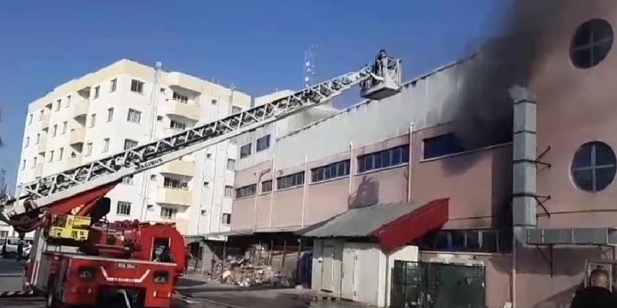 Mağusa'da Önder AVM'deki yangın kontrol altına alındı