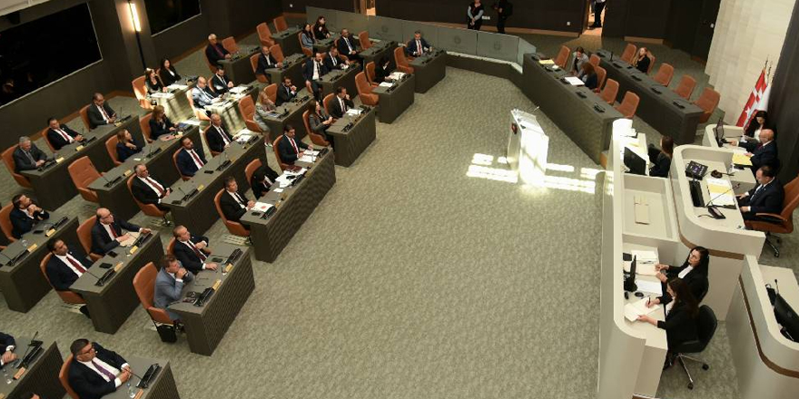 Genel Kurul, yeni binasında toplandı