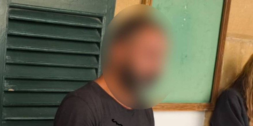 Galeriye giderek para istedi, alamayınca tehdit etti