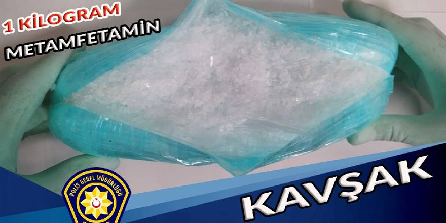 1 kilo uyuşturucunun piyasaya sürülmesi engellendi!