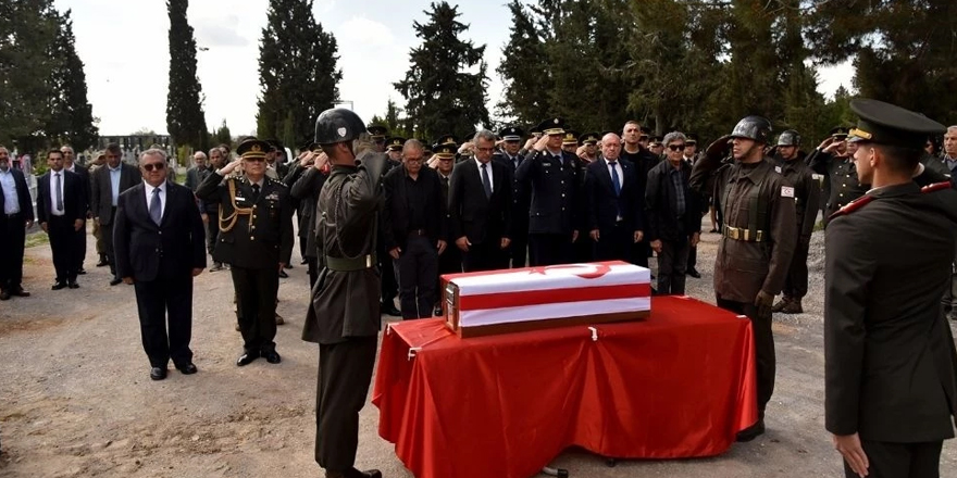 1964 yılında kaybolan Şehit Reşat Ahmet askeri törenle defnedildi
