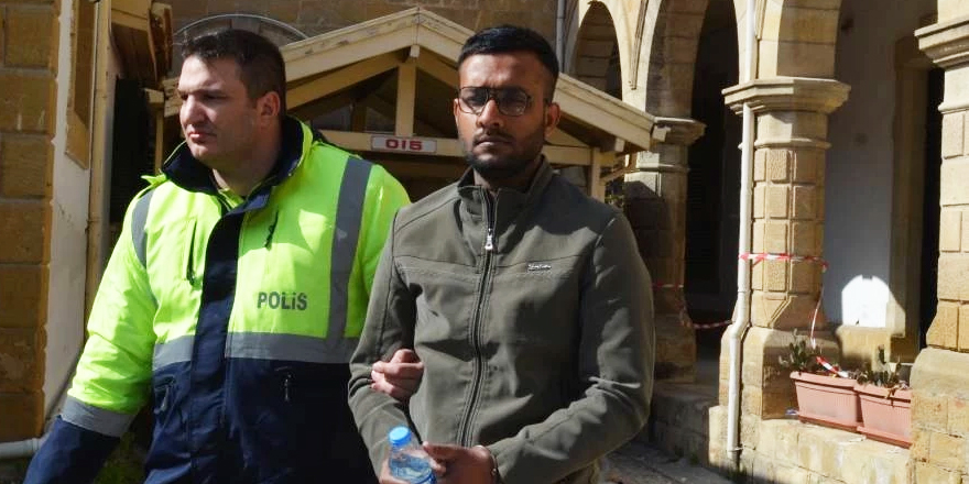 Harita programını takip etti, yasak bölgeye girdi