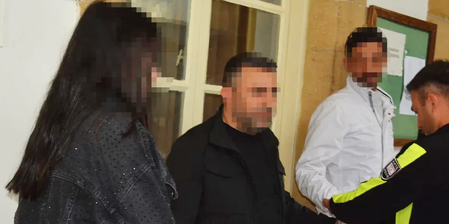 Valizlerinde uyuşturucu bulunan zanlılar tutuklandı