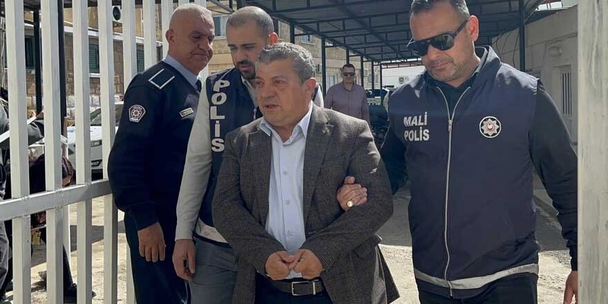 Eski bakan, milletvekili Kemal Dürüst, bugün Güzelyurt Kaza Mahkemesi’ne çıkarıldı