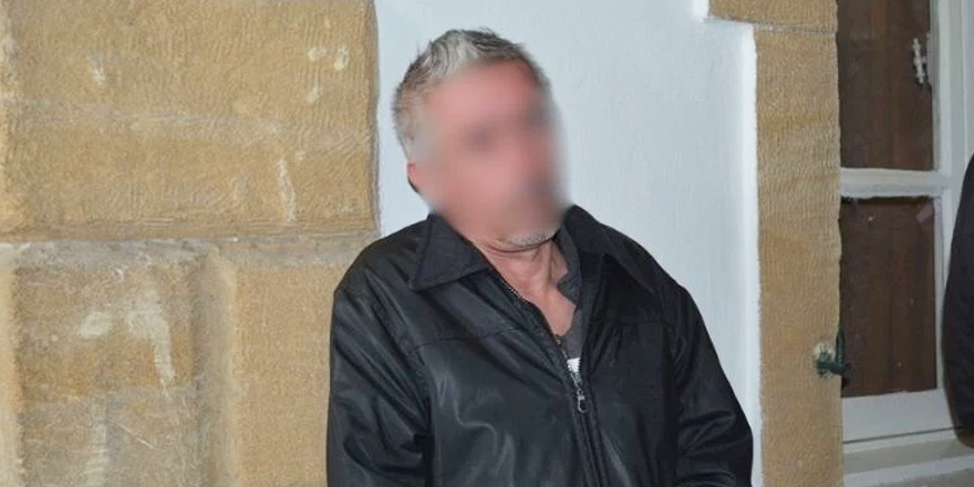 Kız arkadaşını ölümle tehdit edip, darp etmekle itham ediliyor