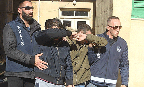 İşin içinde başkaları da var