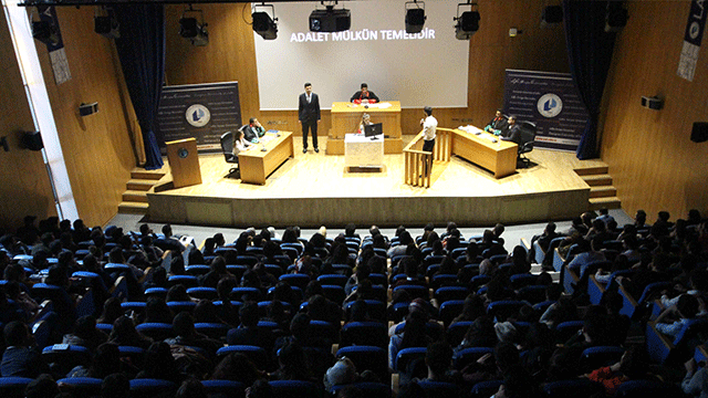 LAÜ’deki sanal duruşma gerçek mahkemeyi aratmadı