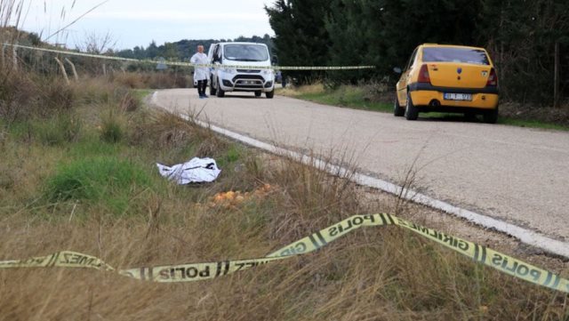 Adana'da taksici boğazı kesilerek öldürüldü