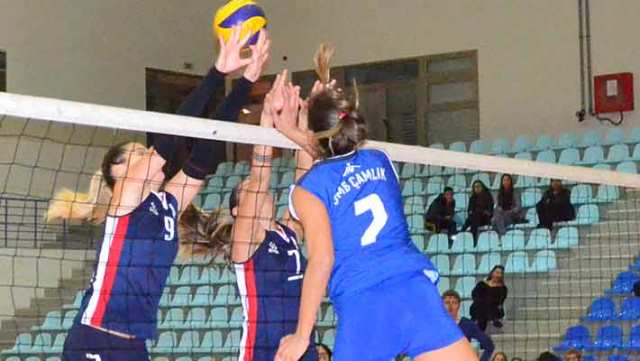 Lefke’de kritik gece