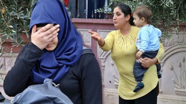 Antalya'da misafirliğe giden anneye 'modern hırsız' şoku