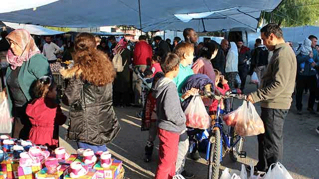 Güneşi gören pazara koştu