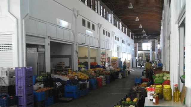 Çarşı tenhalaştı