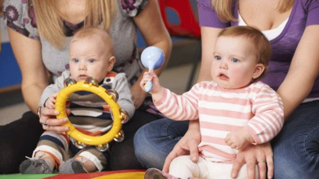 Yeni annelere tavsiye: Doğum sonrası depresyondan hızla kurtulmak için şarkı söyleyin