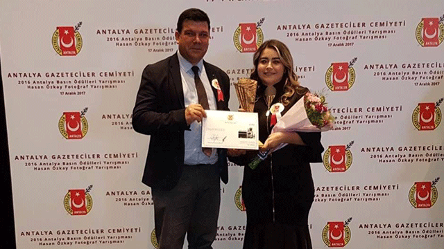 Yılın Gazetecisi ödülü DAÜ mezunu Esra Köksal’ın