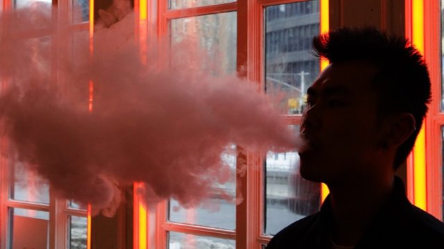 'Elektronik sigara, sigara bırakma aracı değil'