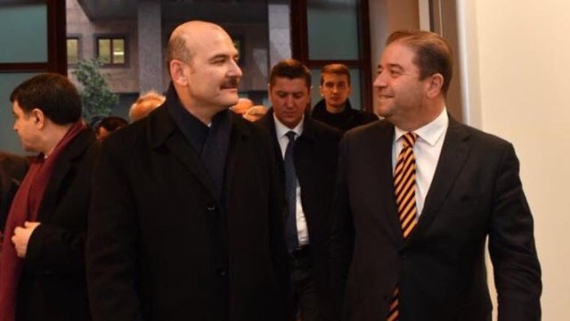 CHP'li Maltepe Belediye Başkanı'na partiden fotoğraf tepkisi