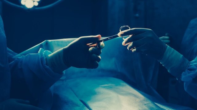 İstanbul'da yağ aldırmak için ameliyat olan Şerife Yavuz hayatını kaybetti