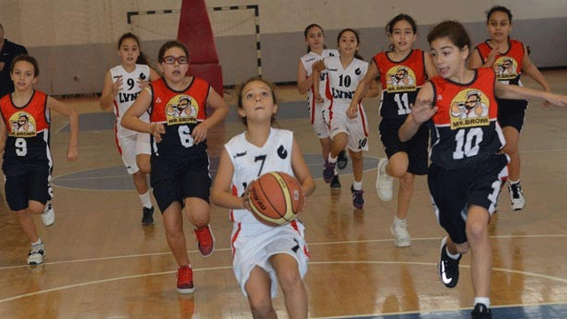 İlkokulların basket heyecanı