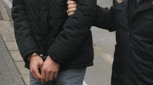 Bir yarbay ve iki astsubay daha 'FETÖ'cüyüm' diyerek teslim oldu