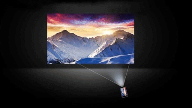 Bildiğiniz telefonları unutun! Projektörlü akıllı telefon üretildi!