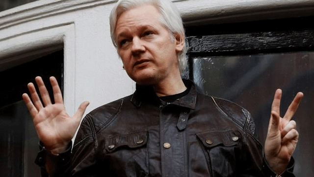 Ekvador Assange’a vatandaşlık verdi