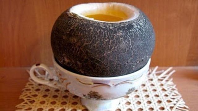 Öksürüğü anında kesen ''siyah turp ve bal''