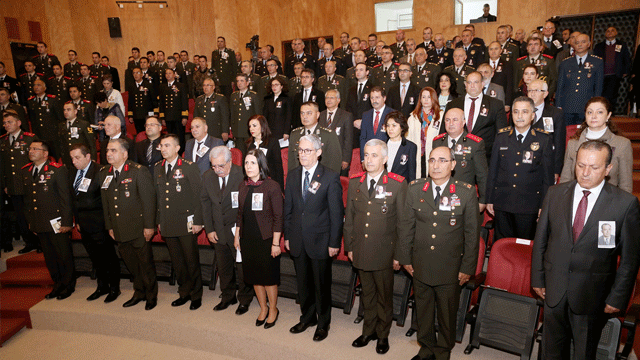 Küçük için AKM’de tören düzenlendi