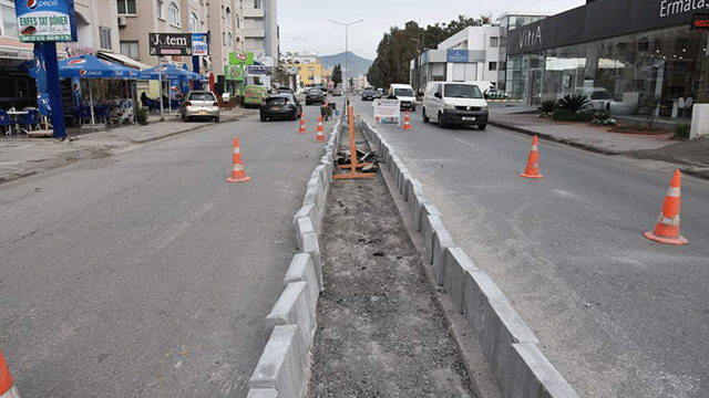 LTB tarafından Şht. Mustafa Ruso Caddesi üzerindeki orta refüj geçişlerinin tümü kapatıldı