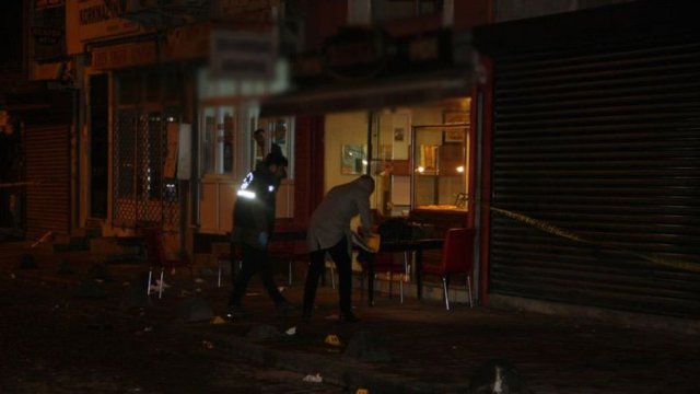 Beyoğlu'nda börekçiye ateş açıldı