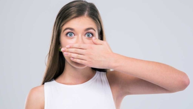 Ağız kokusuna yol açan nedenler