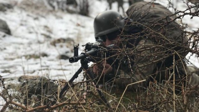 Van'da terör örgütü PKK'ya ait 3 sığınak imha edildi