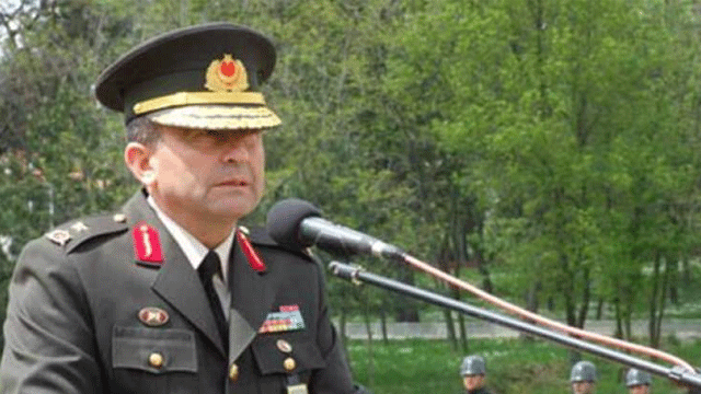 Eski KTBK komutanı ile kurmay başkanı tutuklandı