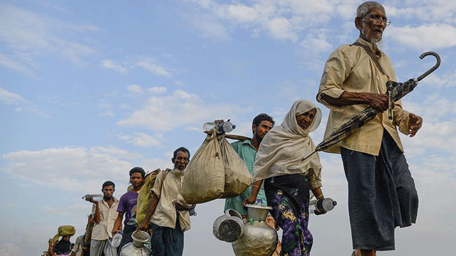 Arakanlı Müslümanların Bangladeş'e kaçışı sürüyor