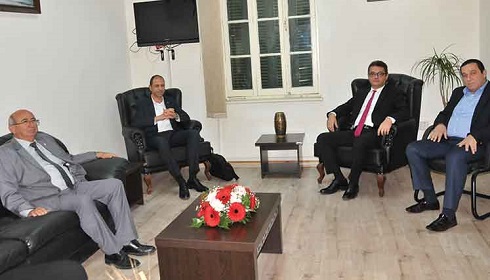 Özgürgün gitti Dörtlü devrede