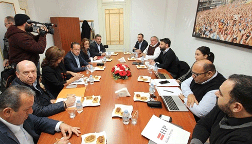 Adım adım ilerliyorlar