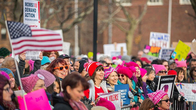 Kadınlardan Trump'a karşı sandık örgütlenmesi