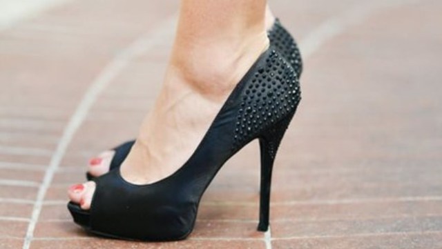 Topuklu ayakkabı giyme hayaliyle 80 kilo verdi