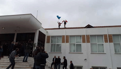 Angolemli şikayetçi oluyor