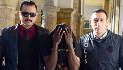 Michael lüksü seviyor