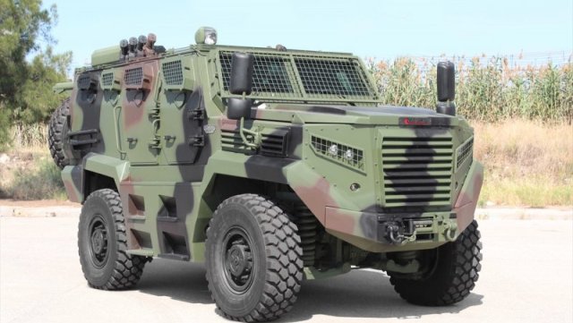 TSK'nın zırhlı aracı Hızır patlama testinden geçti