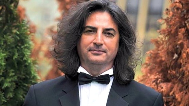 Çelik'ten 27 Yıl Sonra Gelen İtiraf: Konserime Gelen Kıza Aşık Oldum