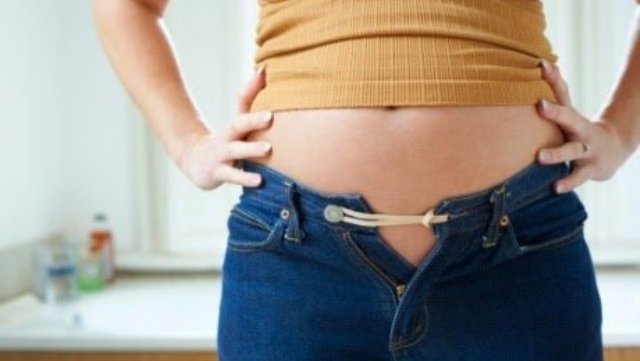 Karındaki birikmiş yağları gideren doğal tarif!