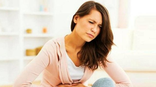 Karaciğerlerinizin zarar gördüğüne dair 12 belirti!