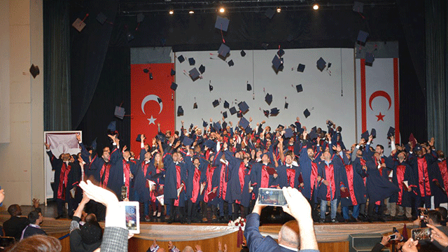 YDÜ İnşaat Mühendisliği Mezuniyet Töreni gerçekleştirildi